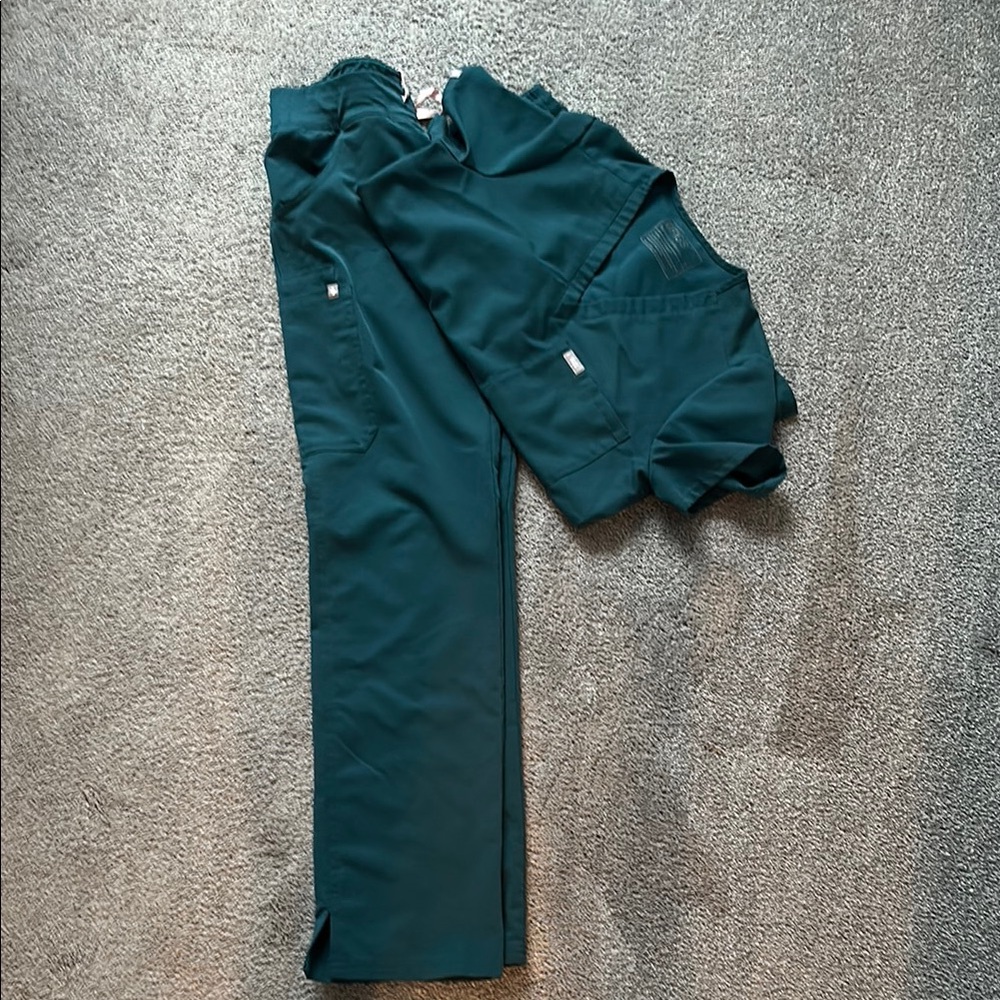 Figs Technical Collection Teal Scrub Set